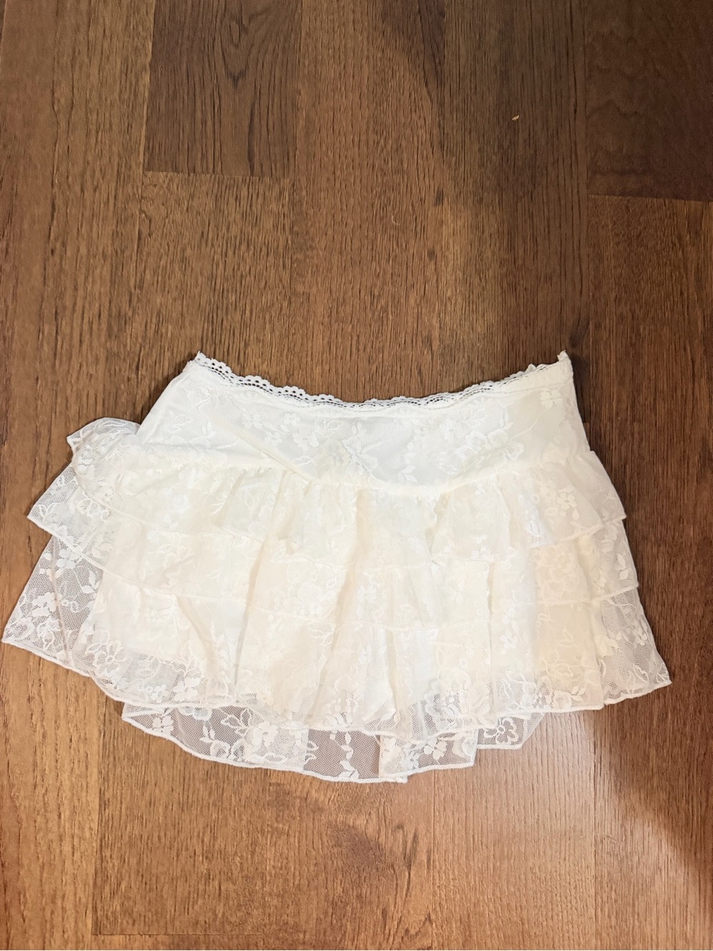 SHEIN Ivory Lace Tiered Ruffle Mini Skirt